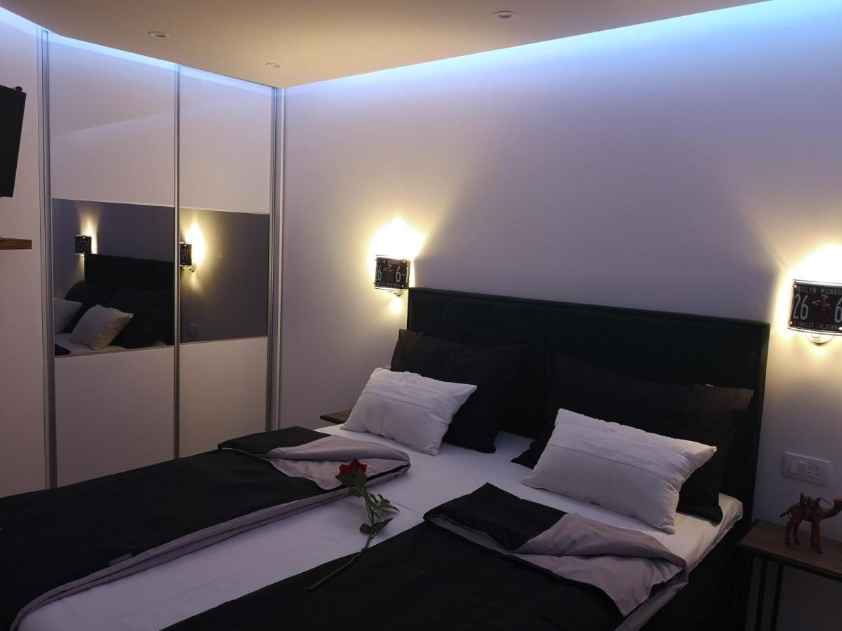 Ella Apartament
