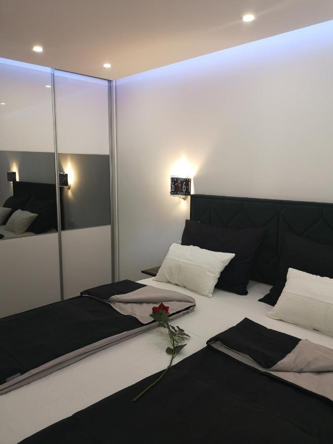 Ella Apartament