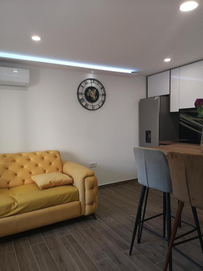 Ella Apartament