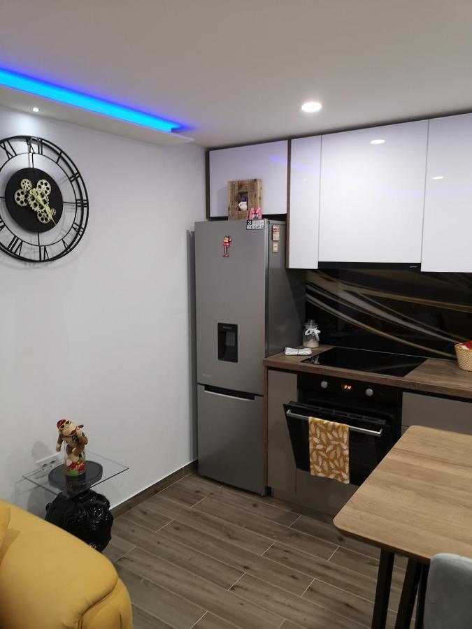 Ella Apartament