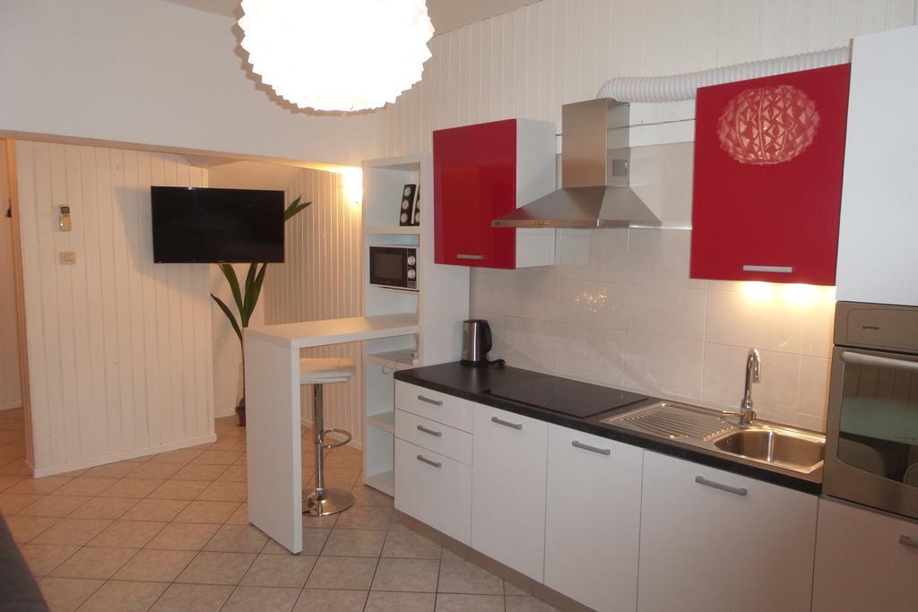 Apartament Ella *