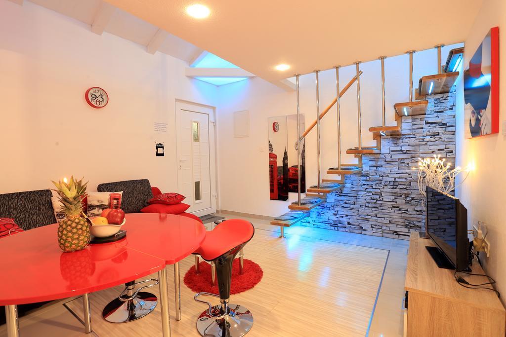 Ella Apartament